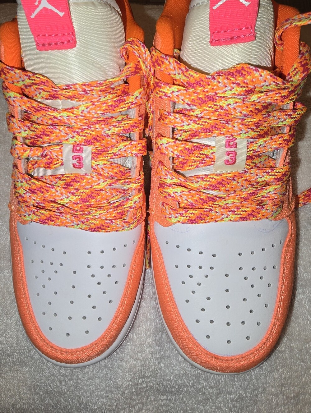 Air Jordan 1 Low Utility Crimson Pulse GS 5.5Y / W 7 - Picture 9 of 16